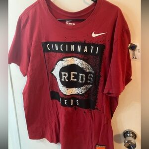 Nike Red Cincinnati Reds Graphic Tee